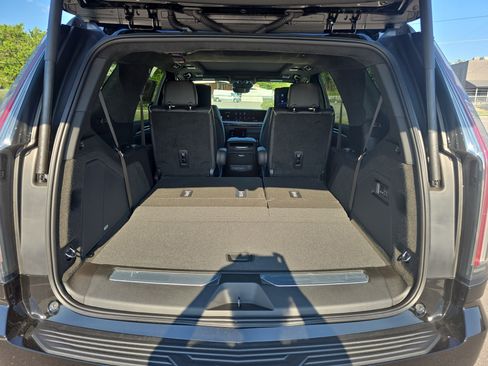 Certified 2026 Cadillac Escalade V AWD/4WD image 14