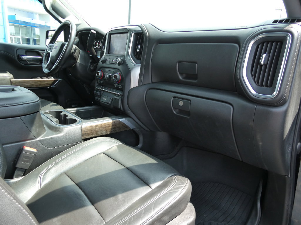 Used 2020 Chevrolet Silverado 1500 LT Trail Boss w/ Midnight Edition AWD/4WD image 15