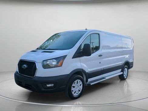 Certified 2025 Ford Transit 250 Low Roof w/ Exterior Upgrade Package RWD image 10
