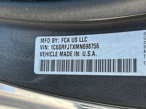 Used 2021 RAM 1500 Laramie AWD/4WD image 32