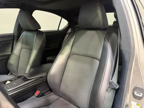 Used 2021 Lexus IS 300 w/ Comfort Package RWD image 27
