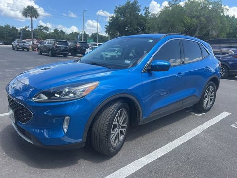 Used 2020 Ford Escape SEL FWD image 2