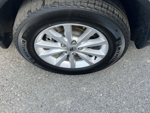 Used 2024 Dodge Durango SXT image 18