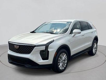 Certified 2024 Cadillac XT4 Luxury w/ Cold Weather Package