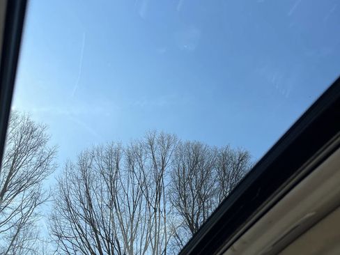 Used 2011 Nissan Altima 3.5 SR w/ 3.5SR Premium Pkg image 37