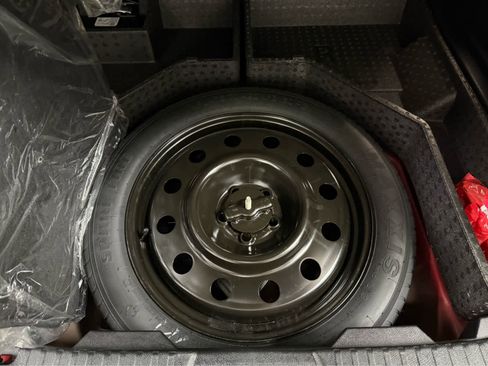 Used 2020 Ford Edge Titanium w/ Equipment Group 301A image 28