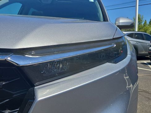 Used 2025 Honda CR-V EX-L image 10