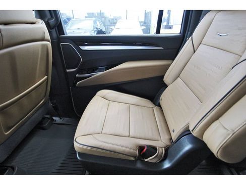 New 2026 Cadillac Escalade ESV Luxury w/ Touring Package AWD/4WD image 12
