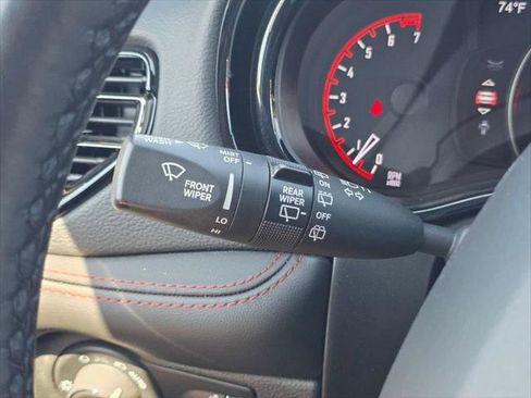 Used 2024 Dodge Durango GT RWD image 35