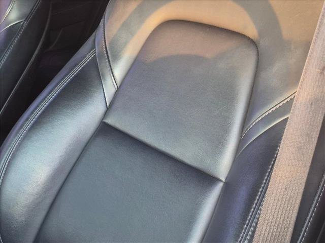 Used 2020 Tesla Model 3 Standard Range RWD image 11