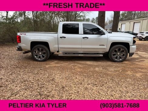 Used 2018 Chevrolet Silverado 1500 High Country image 13