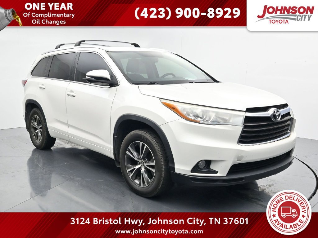 Used 2016 Toyota Highlander XLE AWD/4WD image 1