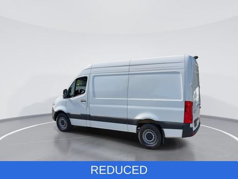 Used 2025 Mercedes-Benz Sprinter 2500 image 6