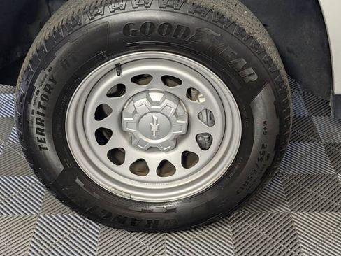 Used 2023 Chevrolet Colorado W/T image 8