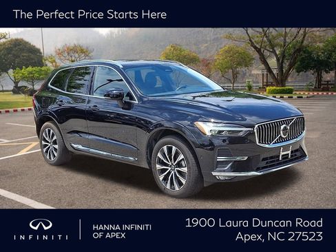 Used 2023 Volvo XC60 B5 Plus image 1