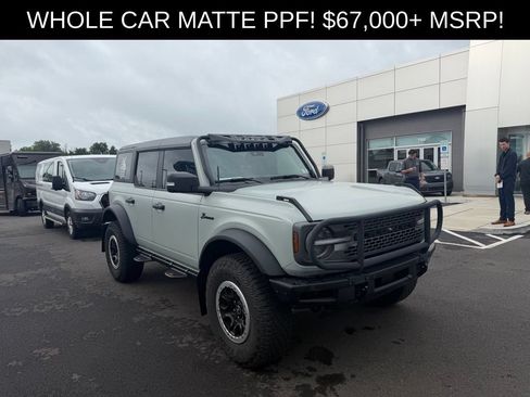 Used 2024 Ford Bronco Badlands AWD/4WD image 4