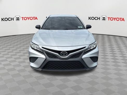 Used 2020 Toyota Camry SE AWD/4WD image 2