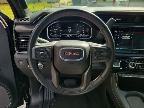Used 2024 GMC Sierra 2500 AT4X AWD/4WD image 26