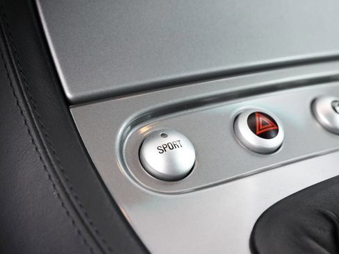 Used 2002 BMW Z8 image 52