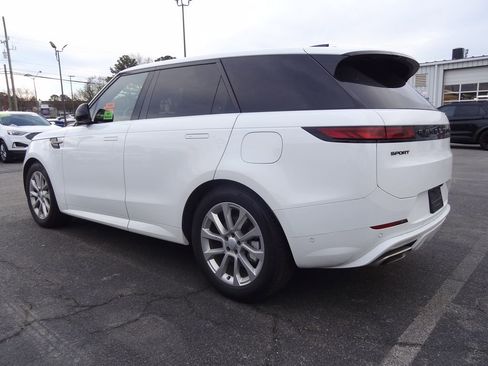 Used 2025 Land Rover Range Rover Sport Dynamic SE image 6