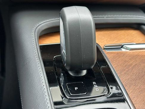 Certified 2023 Volvo XC90 B5 Plus w/ Protection Package Premier AWD/4WD image 30