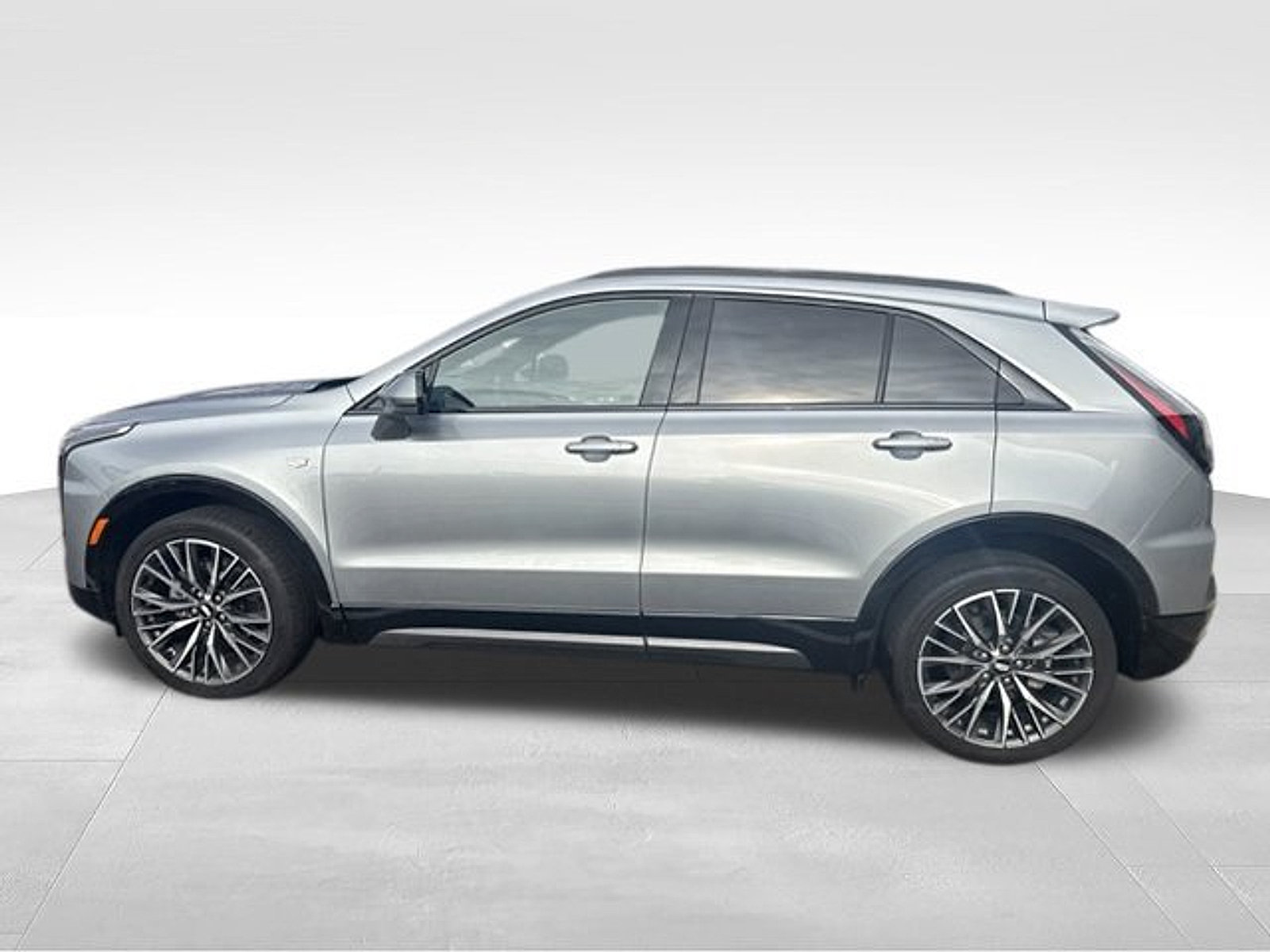 Certified 2024 Cadillac XT4 Sport w/ Cold Weather Package AWD/4WD image 12