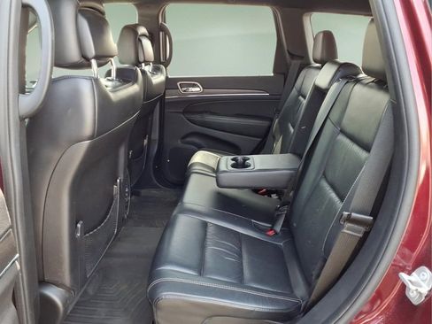Used 2016 Jeep Grand Cherokee Limited AWD/4WD image 5