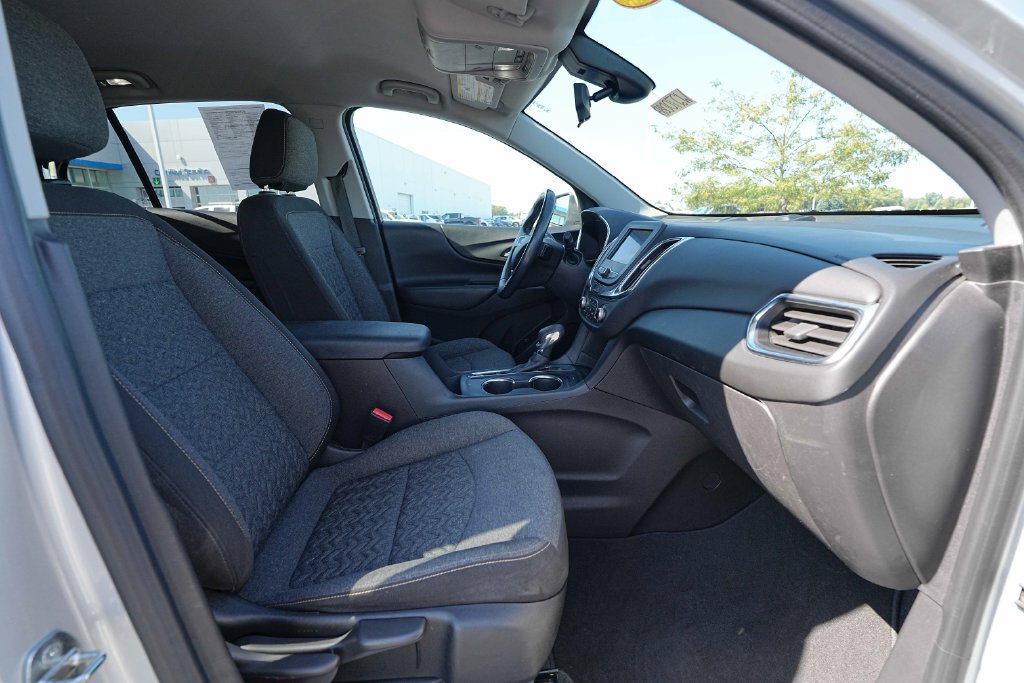 Used 2022 Chevrolet Equinox LT FWD image 23
