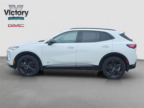 Used 2024 Buick Envision Sport Touring image 6