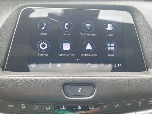 Used 2023 Cadillac XT4 Sport w/ Technology Package AWD/4WD image 9
