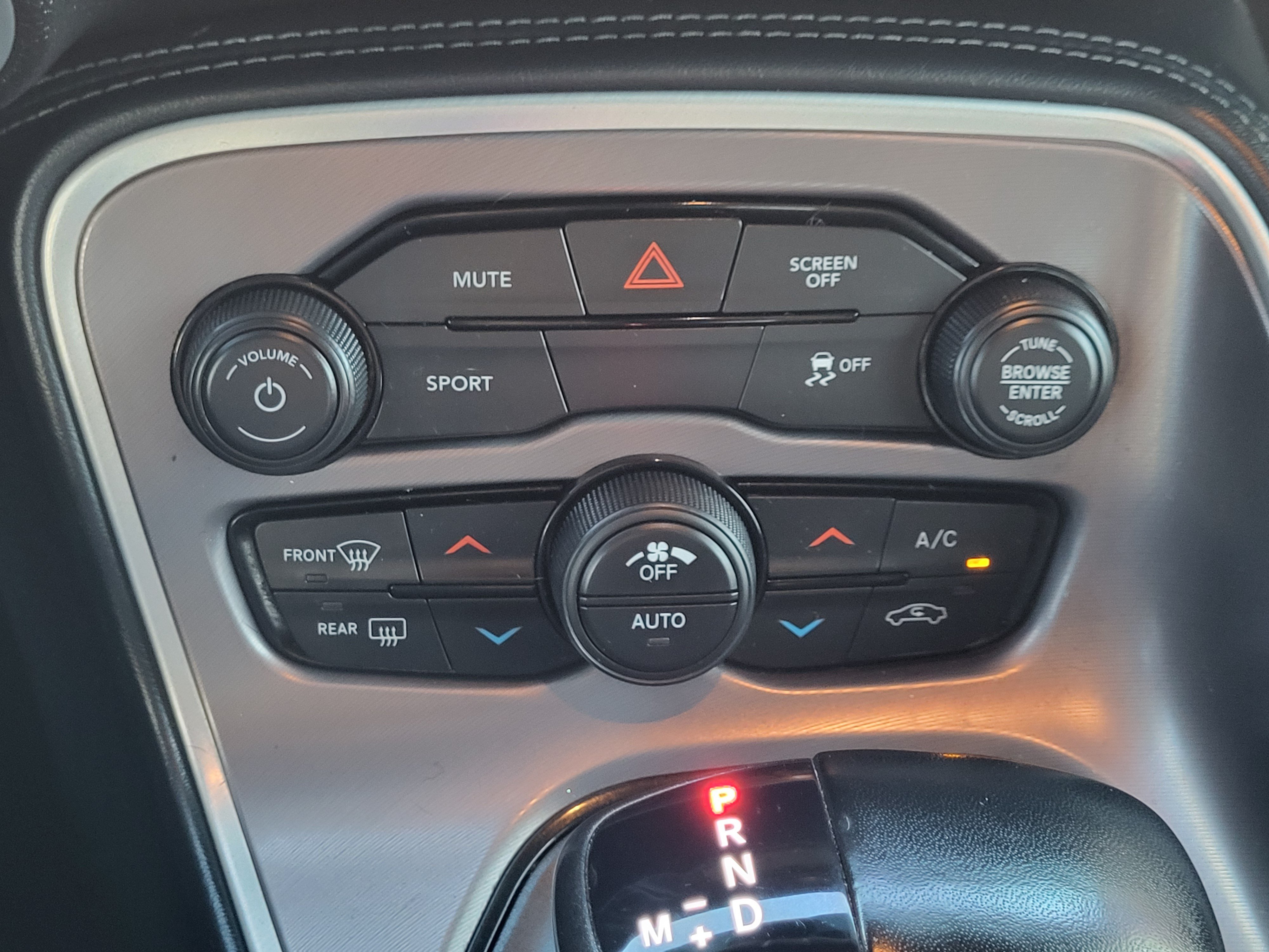 Used 2021 Dodge Challenger SXT RWD image 18