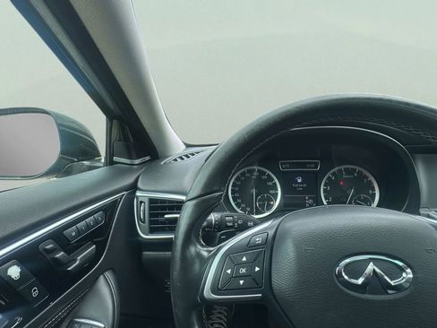 Used 2018 INFINITI QX30 Premium w/ Cargo Package AWD/4WD image 22