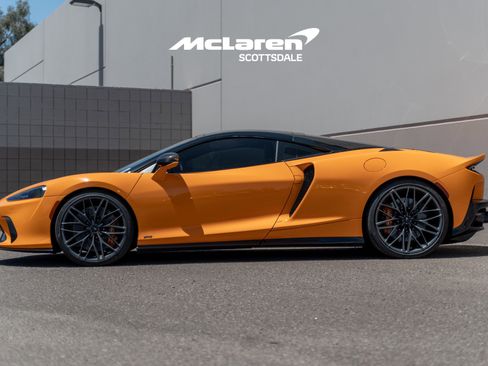 Used 2025 McLaren GTS RWD image 4