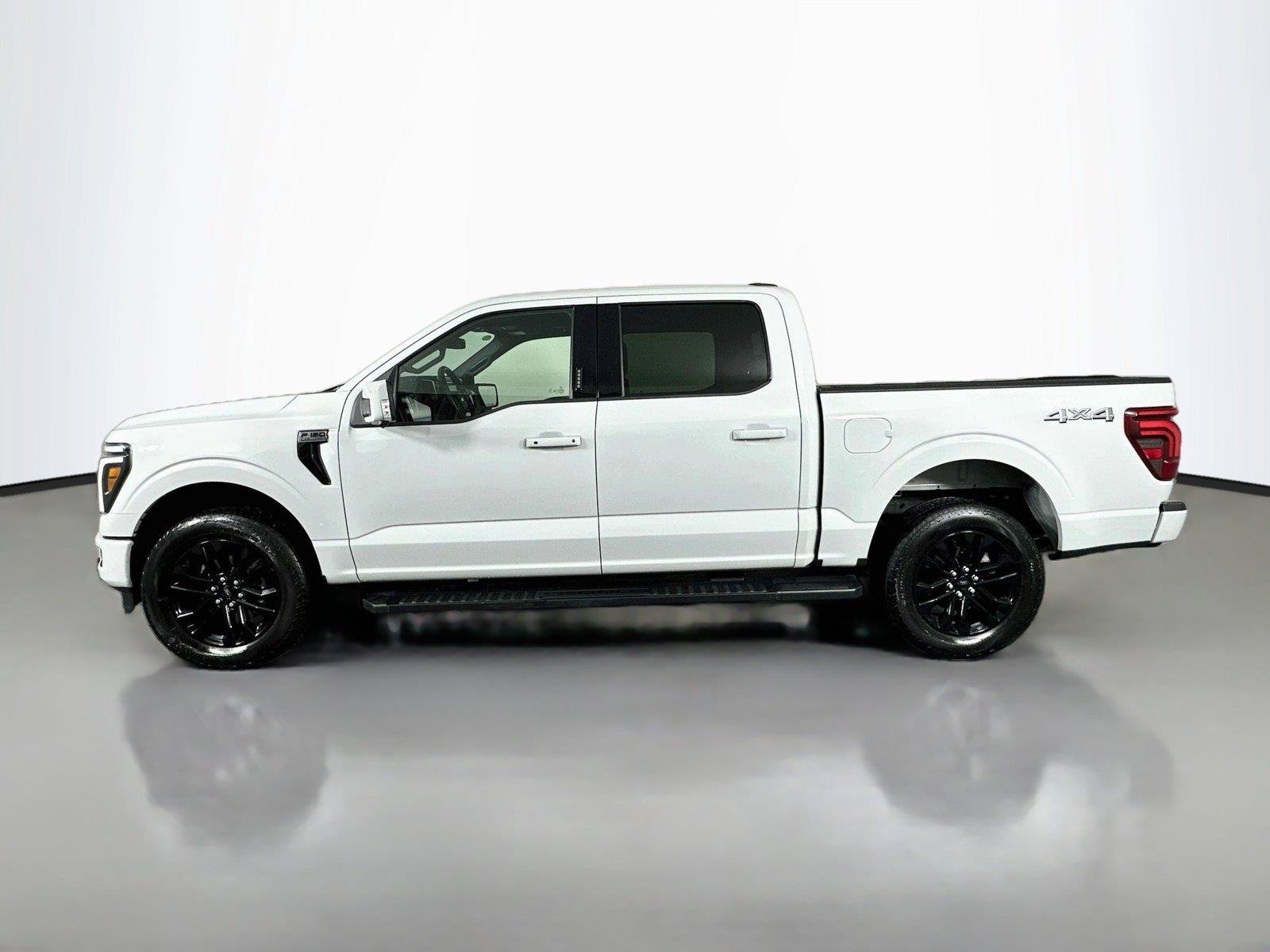 Used 2024 Ford F150 Lariat w/ Equipment Group 502A High AWD/4WD image 8