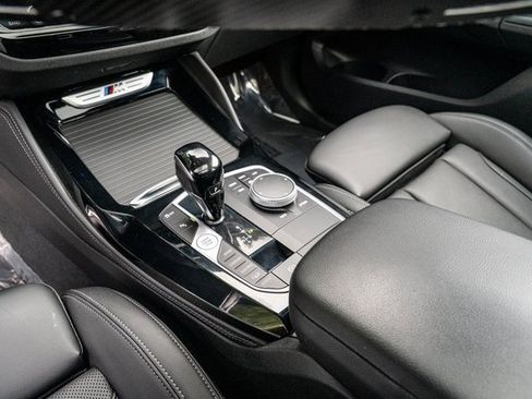 Used 2023 BMW X4 M40i image 17