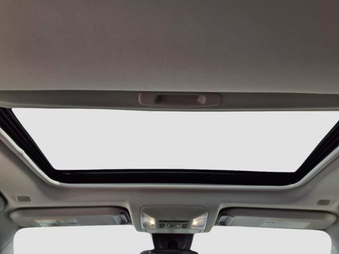 Used 2024 Toyota RAV4 XLE w/ Convenience Package image 11