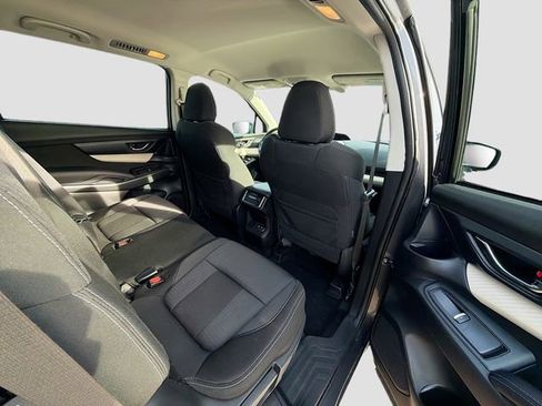 Used 2019 Subaru Ascent Premium image 25
