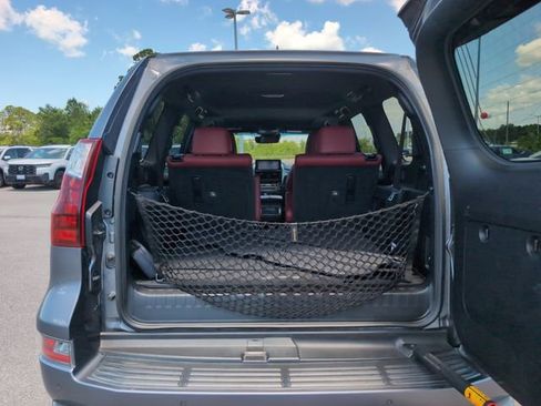 Used 2022 Lexus GX 460 Luxury w/ Sport Design Package AWD/4WD image 6