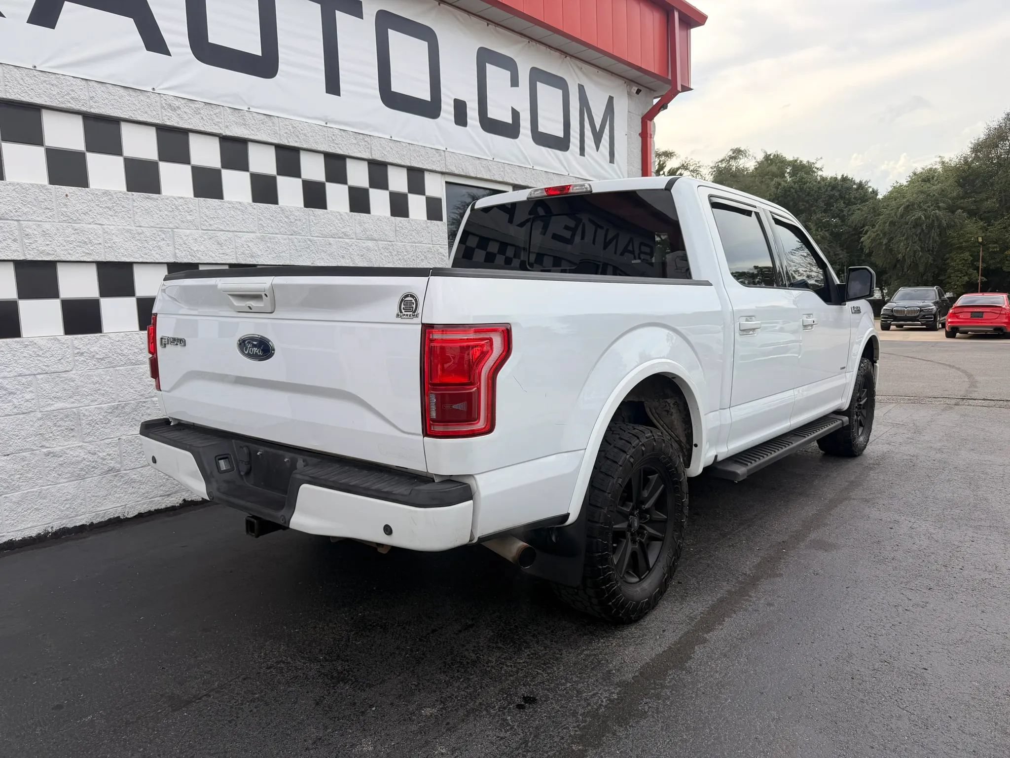 Used 2015 Ford F150 Lariat RWD image 6
