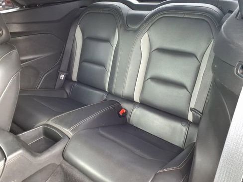Used 2020 Chevrolet Camaro SS RWD image 10