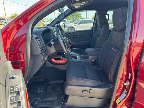Used 2023 Nissan Frontier PRO-4X w/ Pro Convenience Package AWD/4WD image 10