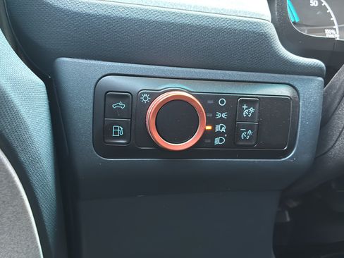 Used 2023 Ford Maverick XLT FWD image 35