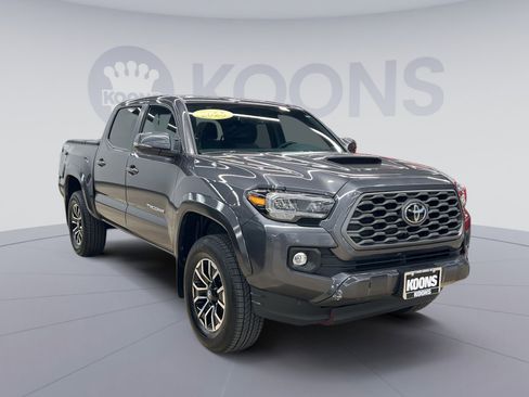 Used 2023 Toyota Tacoma TRD Sport image 5