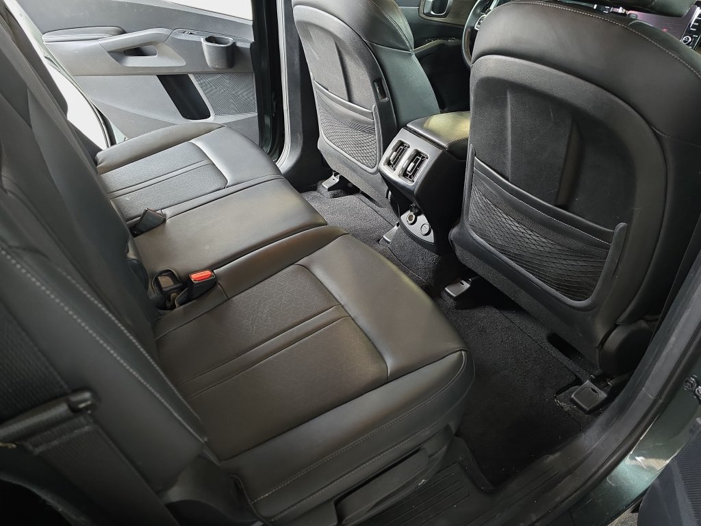 Used 2022 Kia Sorento S AWD/4WD image 13