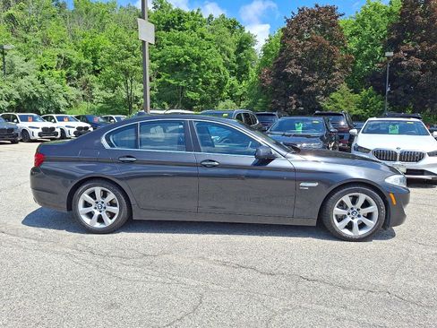 Used 2012 BMW 550i xDrive Sedan AWD/4WD image 7