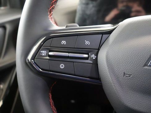 New 2026 Chevrolet Equinox RS image 16