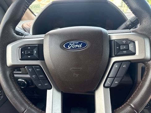 Used 2022 Ford F350 King Ranch AWD/4WD image 15