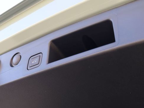 New 2026 Chevrolet Equinox ACTIV w/ Convenience Package III image 47