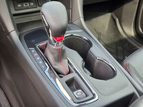 Used 2024 Chevrolet Equinox RS w/ RS Leather Package FWD image 43