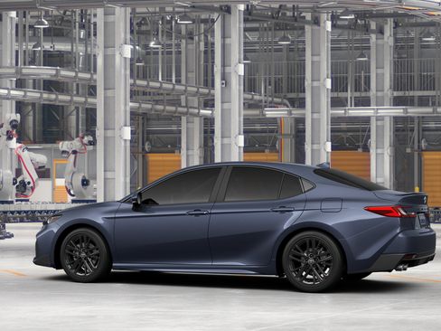 New 2026 Toyota Camry SE FWD image 5